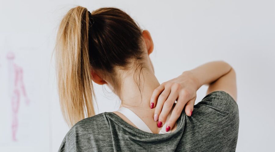découvrez tout ce qu'il faut savoir sur la tension : quelles sont les causes, les symptômes, les traitements et comment prévenir les problèmes liés à la tension artérielle au quotidien.