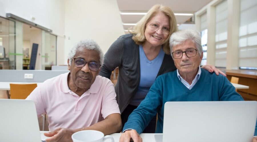 découvrez le community center, un lieu convivial dédié aux activités culturelles, sociales et éducatives pour tous les âges. participez à nos événements et ateliers pour renforcer les liens communautaires.