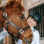 découvrez tout sur le pelage alezan du cheval : caractéristiques, entretien et conseils pour sublimer votre cheval au pelage châtain.