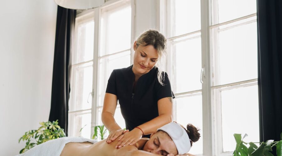 formation en massage équin : apprenez les techniques professionnelles pour soulager et détendre les chevaux, améliorer leur bien-être et optimiser leurs performances.