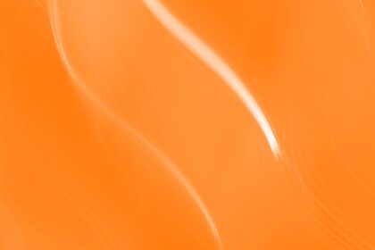 découvrez la signification et l'usage du terme 'neighing', le son caractéristique produit par les chevaux, exprimer leurs émotions ou communiquer entre eux.