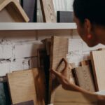 découvrez les critères essentiels pour la sélection des matériaux afin d'optimiser la performance, la durabilité et le coût de vos projets.