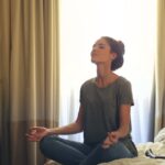 découvrez des techniques de relaxation efficaces pour apaiser votre esprit et réduire le stress au quotidien.