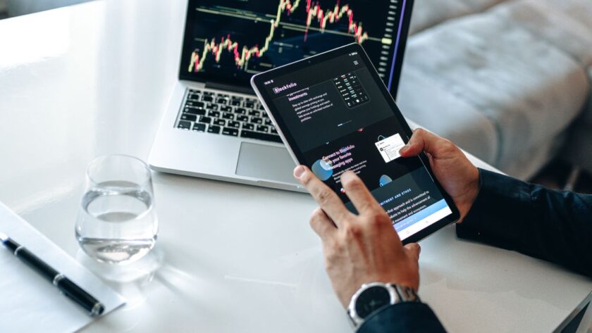 découvrez les stratégies de marketing digital pour booster votre visibilité en ligne, attirer plus de clients et augmenter vos ventes grâce aux outils numériques modernes.