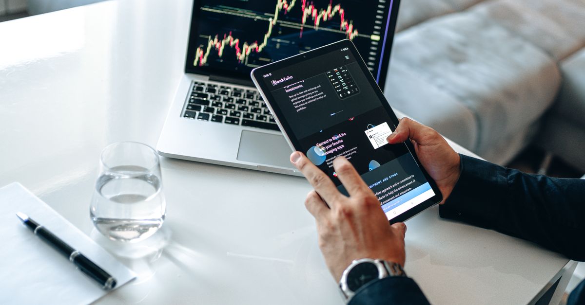 découvrez les stratégies de marketing digital pour booster votre visibilité en ligne, attirer plus de clients et augmenter vos ventes grâce aux outils numériques modernes.