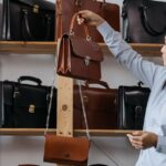 découvrez les critères essentiels pour choisir le sac à main parfait alliant style, praticité et qualité.